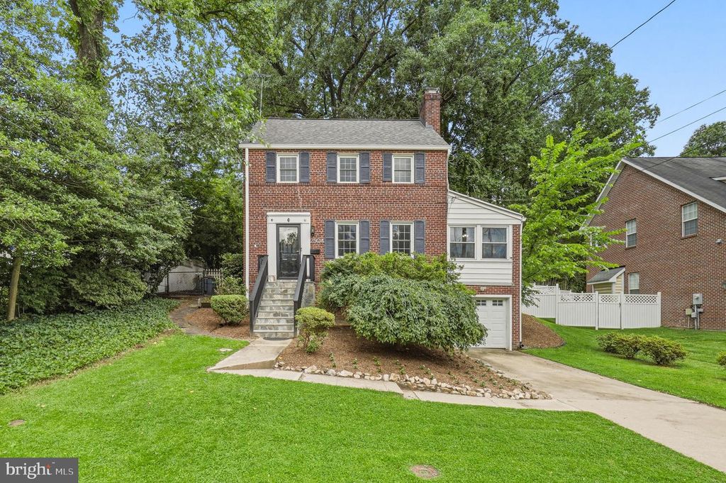2504 SEMINARY RD, Silver Spring, MD 20910