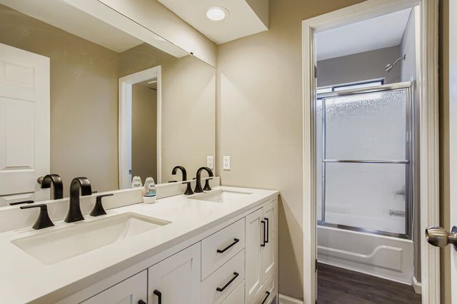 4819 Brooklawn Drive, Houston, TX 77066