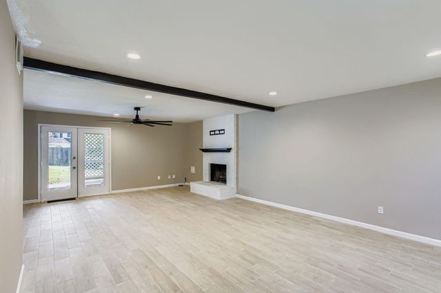 4819 Brooklawn Drive, Houston, TX 77066