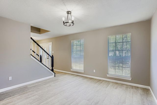 4819 Brooklawn Drive, Houston, TX 77066