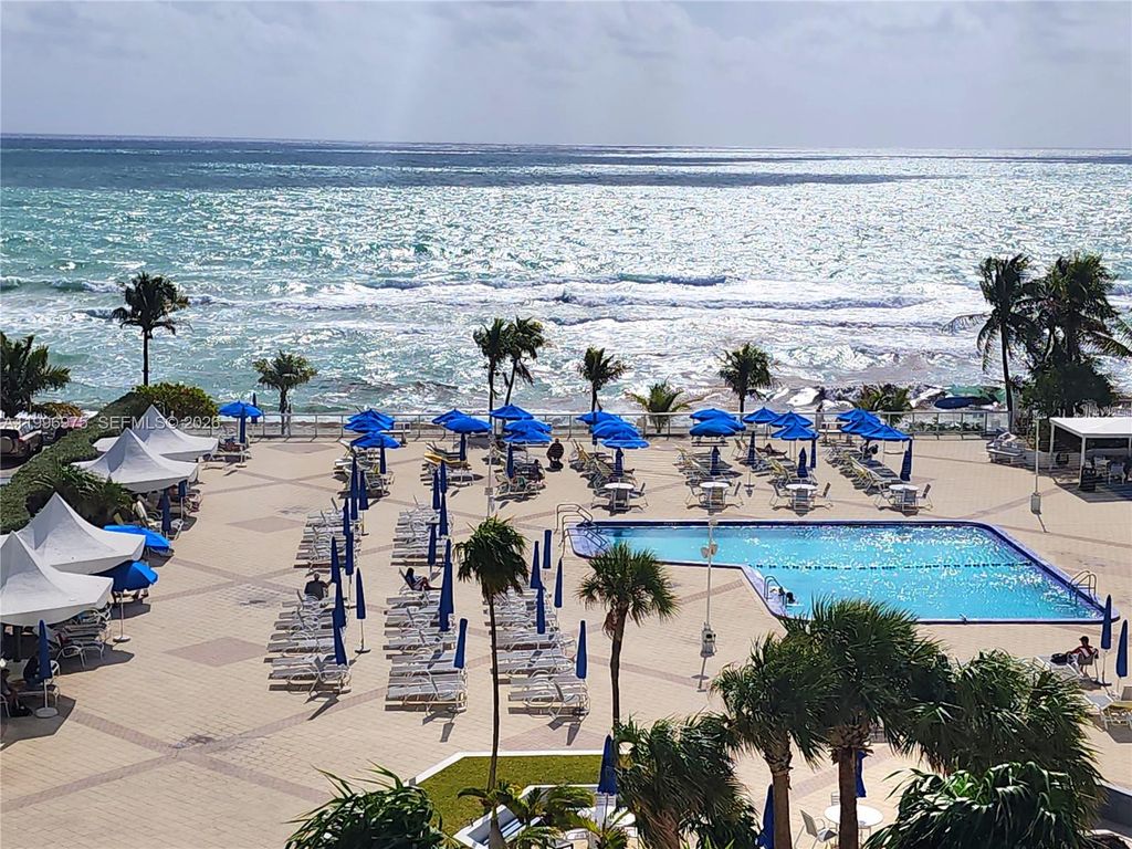 2030 S Ocean Dr 515, Hallandale Beach, FL 33009