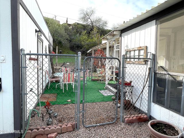 235 W MORRIS Drive, Queen Valley, AZ 85118