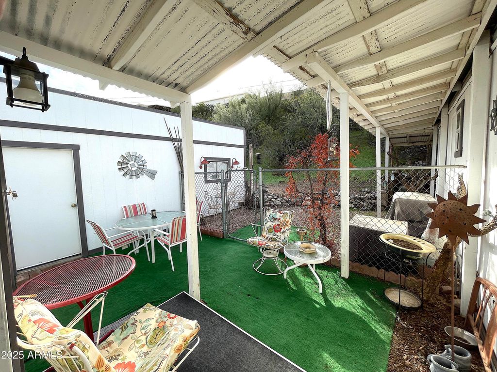 Image 12 of property listing at 235 W MORRIS Drive, Queen Valley, AZ 85118