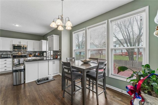 14660 W 141 Street, Olathe, KS 66062