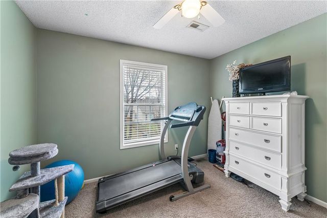 14660 W 141 Street, Olathe, KS 66062