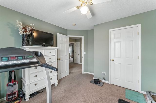 14660 W 141 Street, Olathe, KS 66062