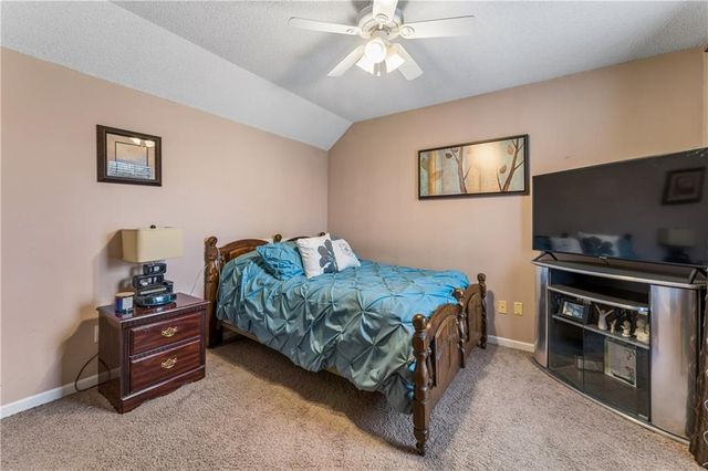 14660 W 141 Street, Olathe, KS 66062