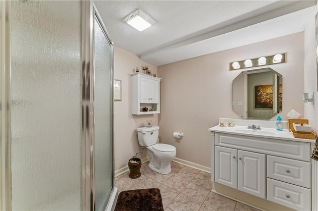 14660 W 141 Street, Olathe, KS 66062