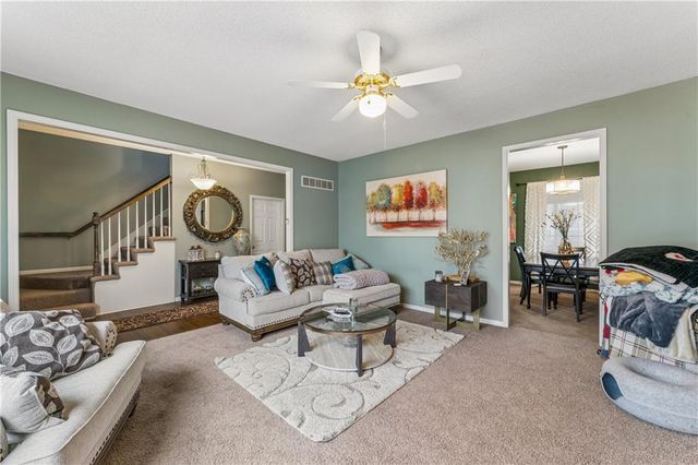 14660 W 141 Street, Olathe, KS 66062