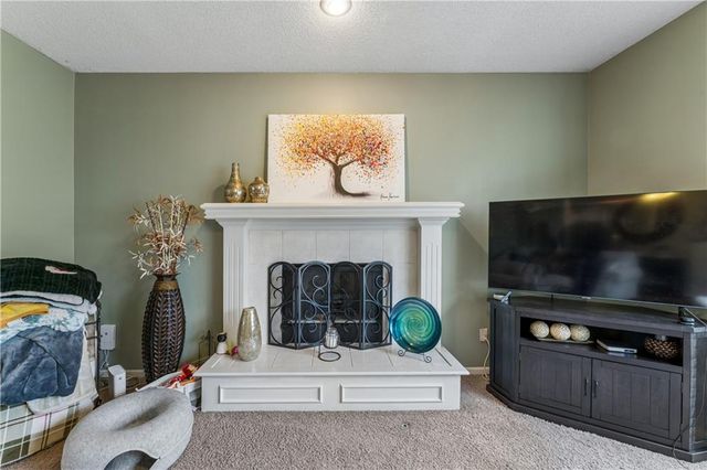 14660 W 141 Street, Olathe, KS 66062