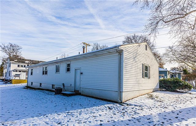 505 E Friendship Street, Medina, OH 44256