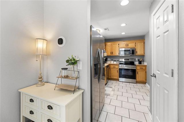 393 W ACORN Street, Gardner, KS 66030