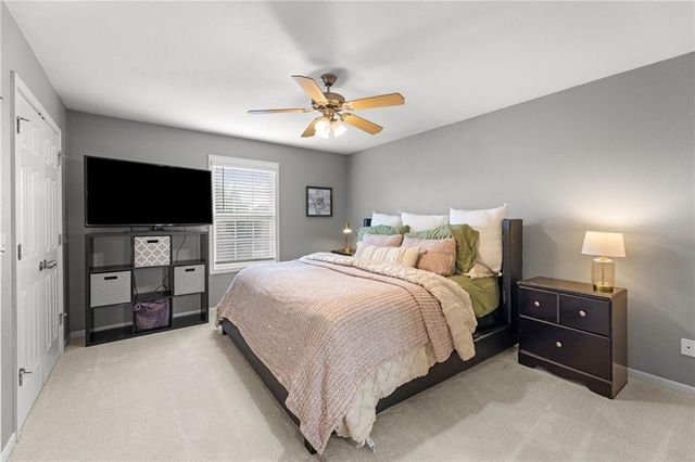 393 W ACORN Street, Gardner, KS 66030