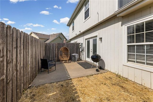 393 W ACORN Street, Gardner, KS 66030