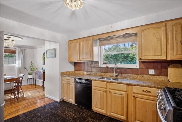 295 Hazel Kirk Rd, Carroll Twp, PA 15063