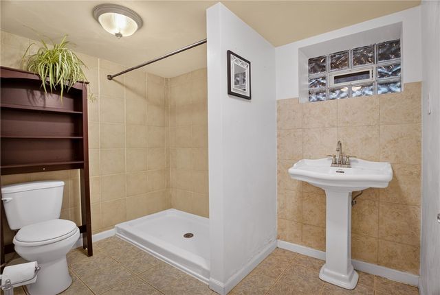 295 Hazel Kirk Rd, Carroll Twp, PA 15063