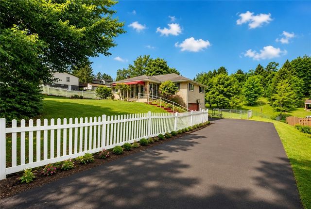 295 Hazel Kirk Rd, Carroll Twp, PA 15063
