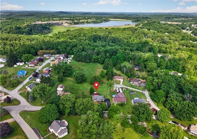 295 Hazel Kirk Rd, Carroll Twp, PA 15063