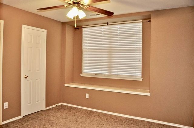 1518 Snow Trail, Lewisville, TX 75077