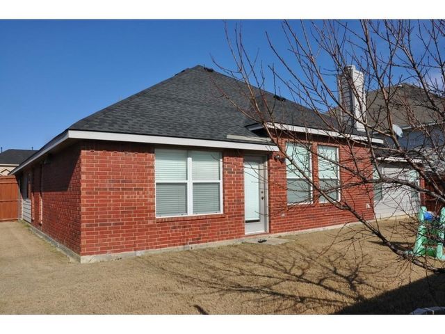 1518 Snow Trail, Lewisville, TX 75077