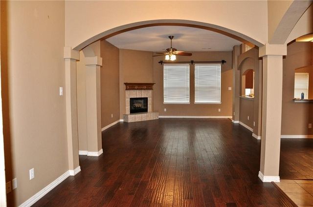 1518 Snow Trail, Lewisville, TX 75077