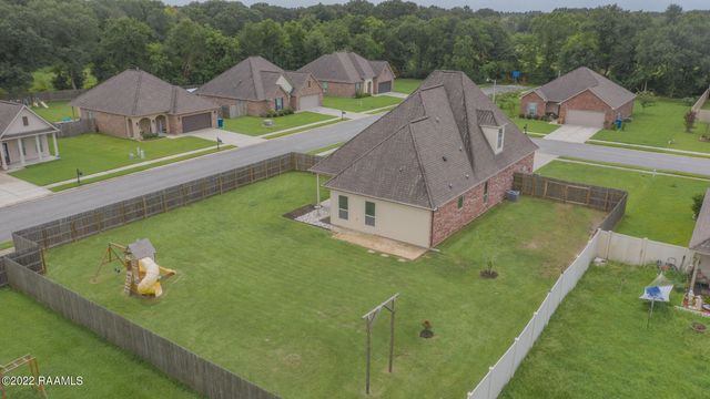 100 Caddo Court, Lafayette, LA 70506