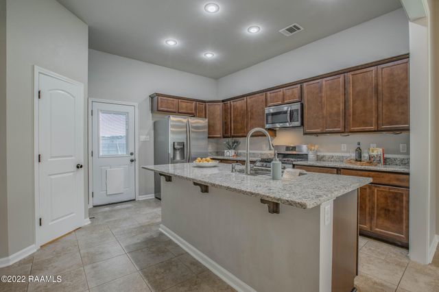 100 Caddo Court, Lafayette, LA 70506