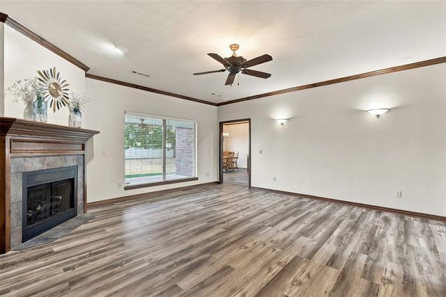1718 Bridlewood Court, Shawnee, OK 74804