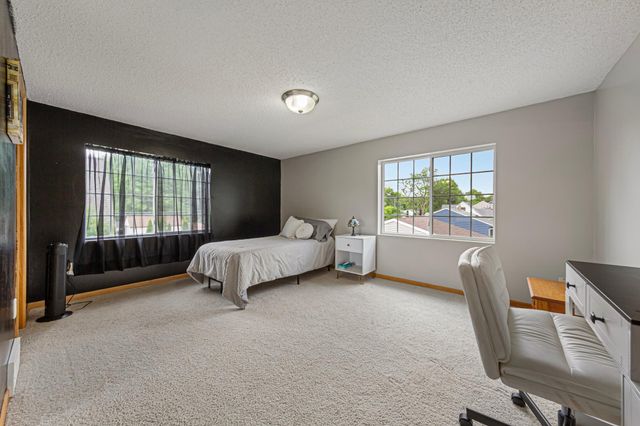 910 8th Avenue SW, Austin, MN 55912