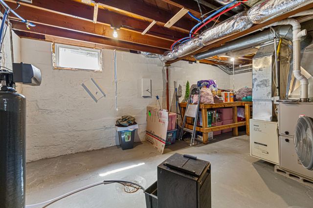 910 8th Avenue SW, Austin, MN 55912