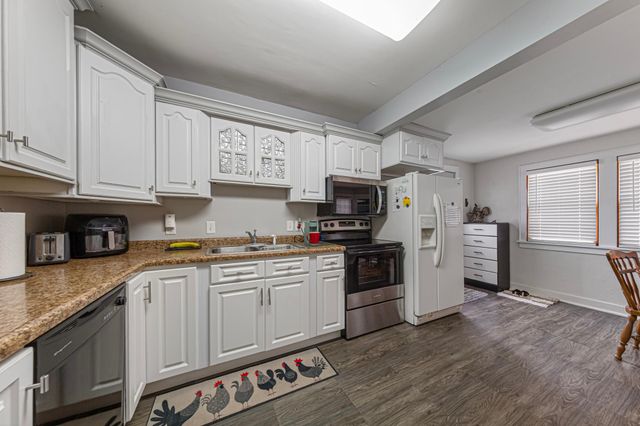 910 8th Avenue SW, Austin, MN 55912