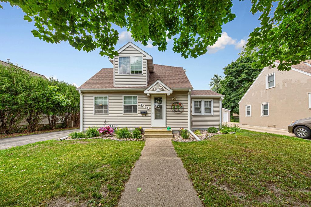 910 8th Avenue SW, Austin, MN 55912