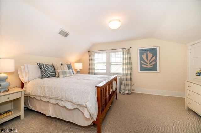 111 Montclair Ave, Montclair Twp., NJ 07042