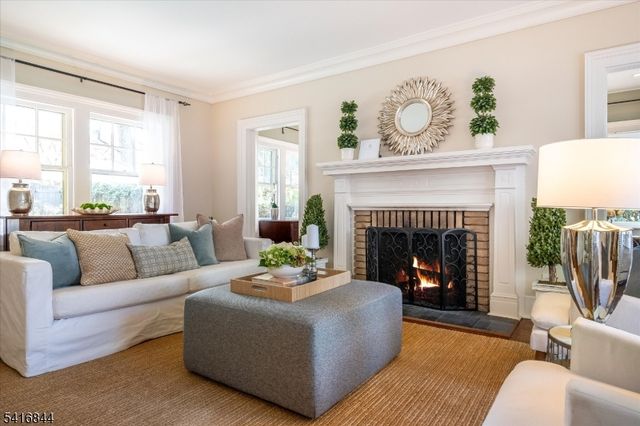 111 Montclair Ave, Montclair Twp., NJ 07042