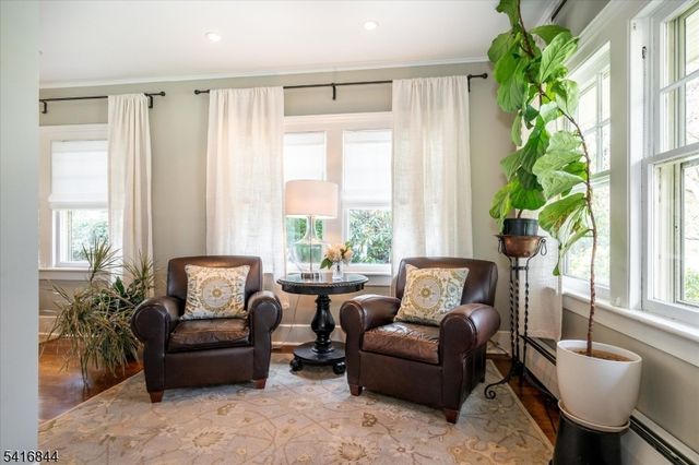 111 Montclair Ave, Montclair Twp., NJ 07042