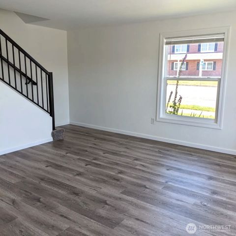 1527 8th Street, Marysville, WA 98270
