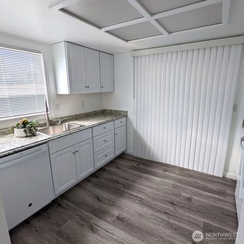1527 8th Street, Marysville, WA 98270