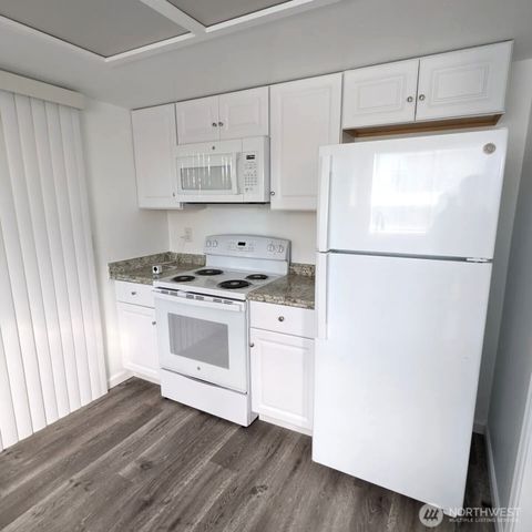 1527 8th Street, Marysville, WA 98270