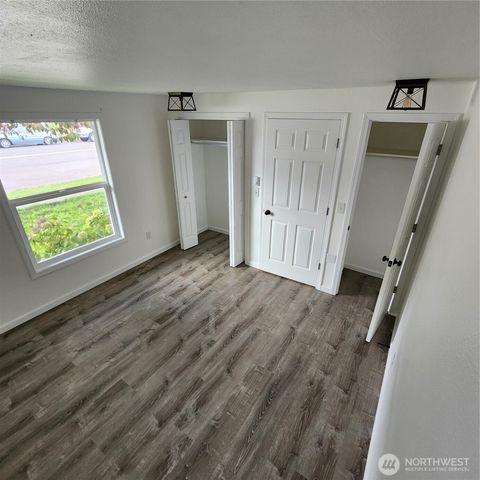 1527 8th Street, Marysville, WA 98270