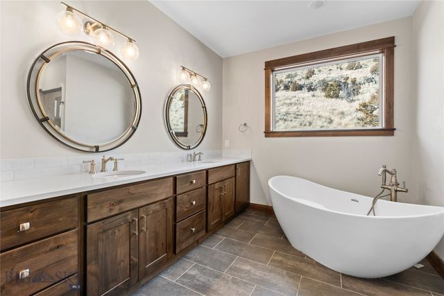 6076 Nixon Gulch Road, Manhattan, MT 59741