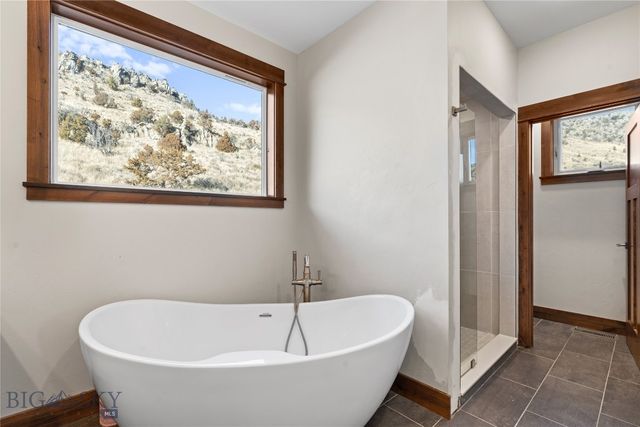 6076 Nixon Gulch Road, Manhattan, MT 59741