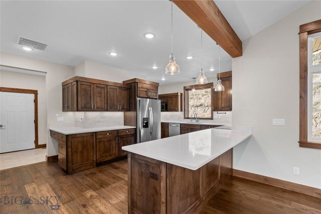 6076 Nixon Gulch Road, Manhattan, MT 59741