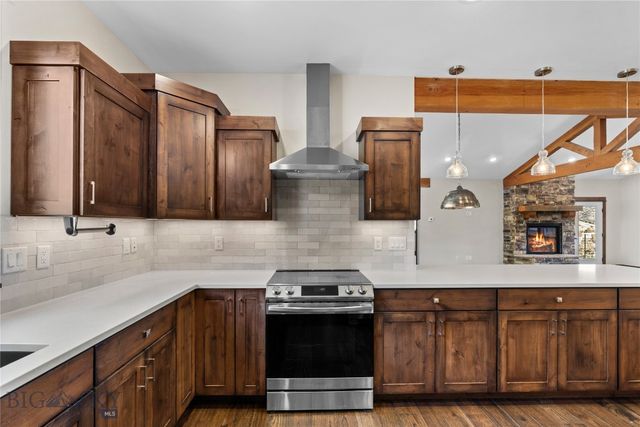 6076 Nixon Gulch Road, Manhattan, MT 59741