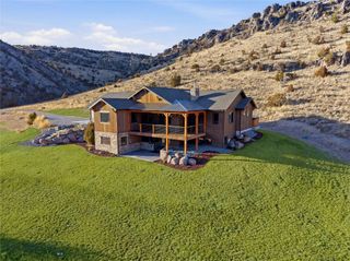 6076 Nixon Gulch Road, Manhattan, MT 59741