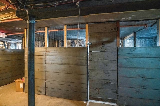 10 Centre Ave 6, Boston, MA 02124