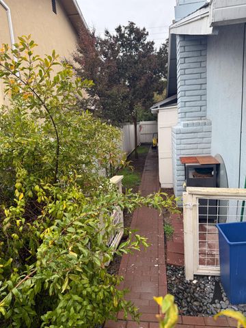 1508 Mable Ave, Modesto, CA 95355