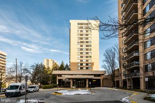 3713 S GEORGE MASON DR #305, Falls Church, VA 22041