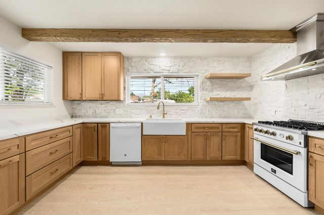 312 Church St, Roseville, CA 95678