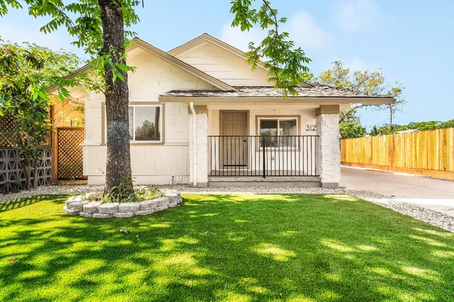 312 Church St, Roseville, CA 95678