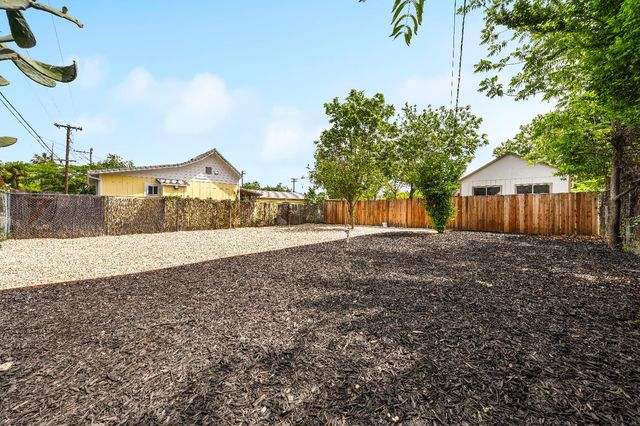 312 Church St, Roseville, CA 95678